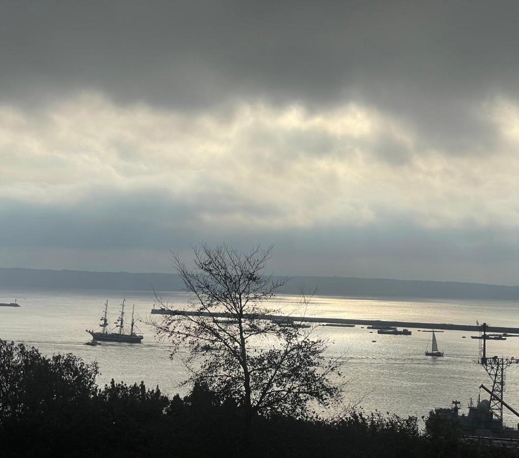 Brest And Breakfast Vue Mer Екстериор снимка